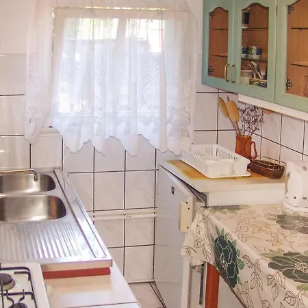 One-bedroom Holiday In *